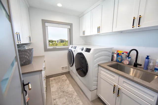 $1,599,000 | 10874 Tartan Court, Mequon, WI 53097