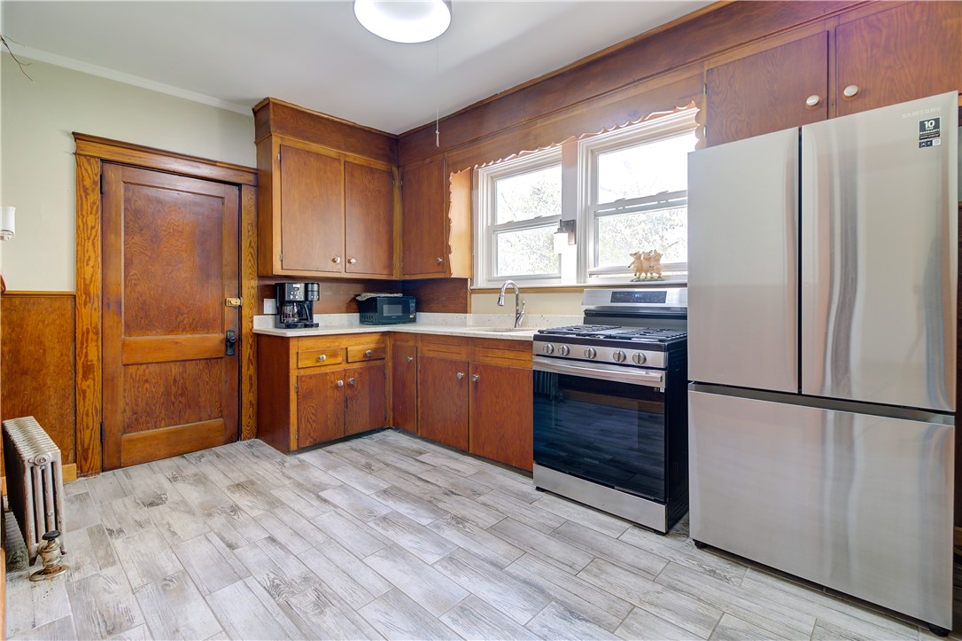 131 Washington Avenue, Unit 2 Providence, RI 02905 - Photo 2 of 20