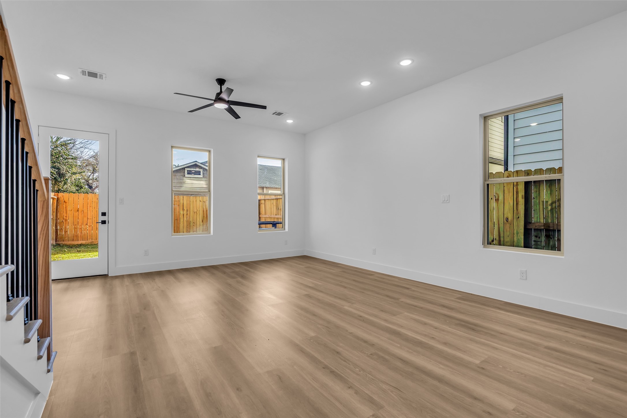 1506 Griffin Street Houston, TX 77009 - Photo 12 of 38