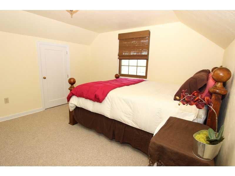 345 Ewing Road Carnegie, PA 15106 - Photo 15 of 24 Bedroom.