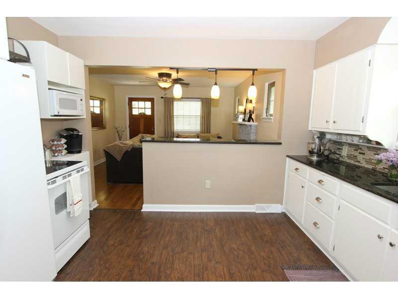 345 Ewing Road Carnegie, PA 15106 - Photo 7 of 24 Kitchen.