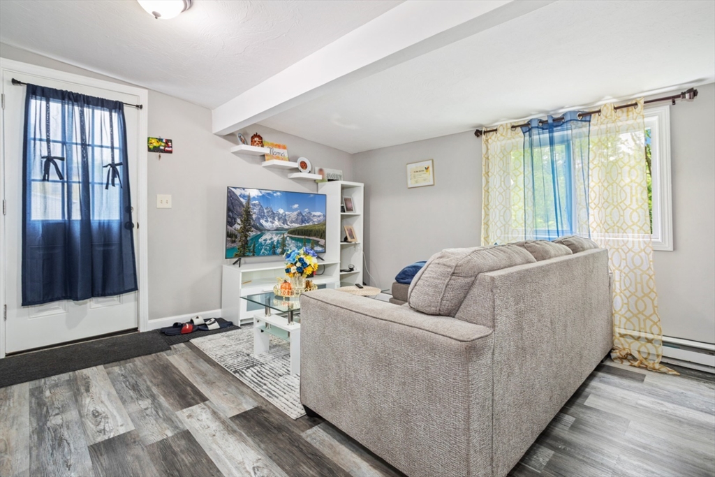 73 Ash Street Gardner, MA 01440 - Photo 7 of 42