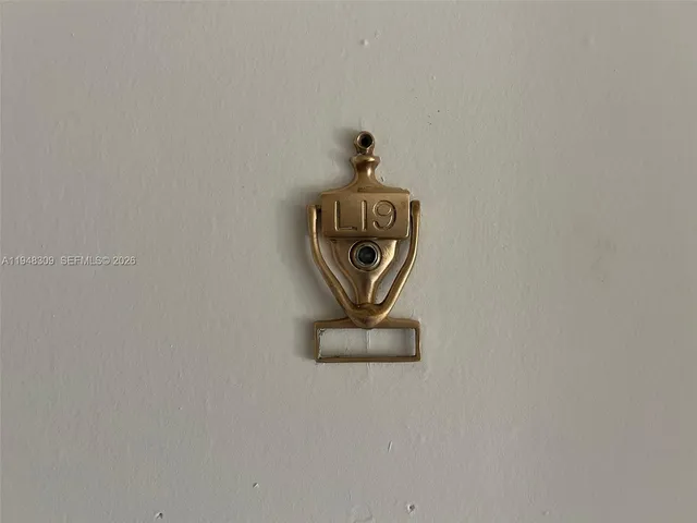 $1,900 | 10740 North Kendall Drive, Unit L19, Miami, FL 33176