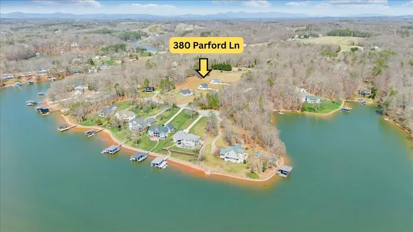 $530,000 | 380 Parford Lane, Moneta, VA 24121