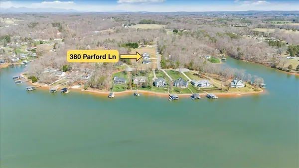 $530,000 | 380 Parford Lane, Moneta, VA 24121