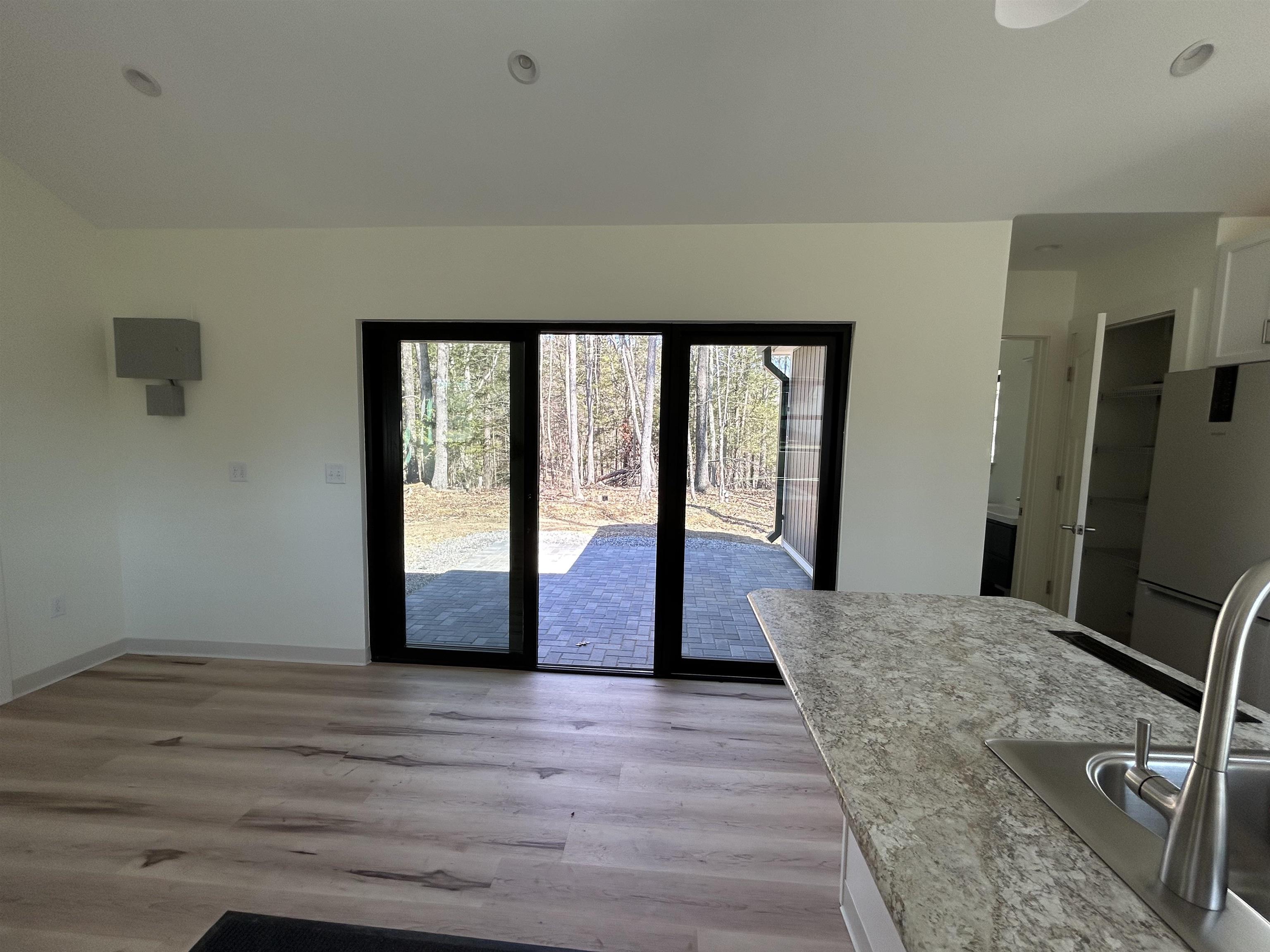 40 Ladds Lane Epping, NH 03042 - Photo 7 of 11