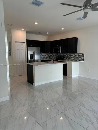 $530,000 | 3337 West 105th Terrace, Hialeah, FL 33018