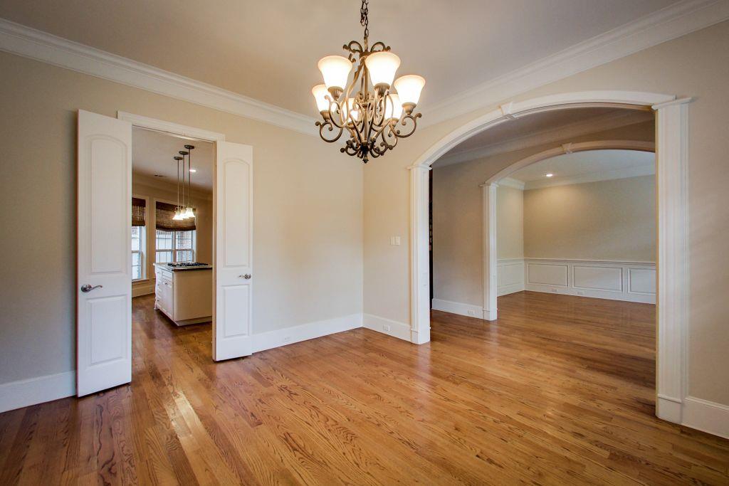 4324 Ione Street Bellaire, TX 77401 - Photo 6 of 32