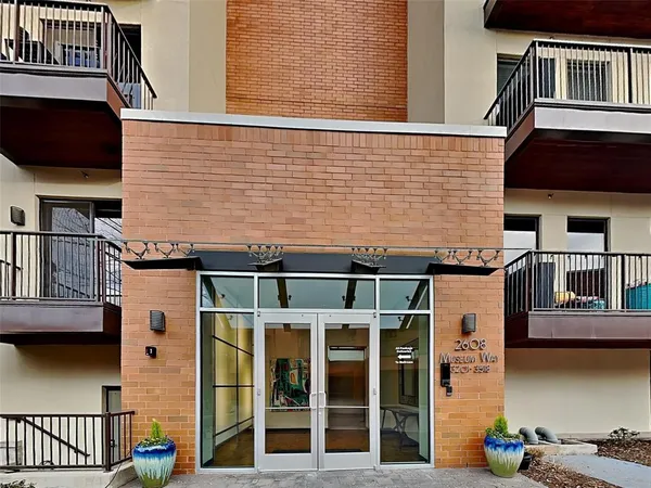 $2,525 | 2608 Museum Way, Unit 3413, Fort Worth, TX 76107