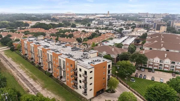 $2,525 | 2608 Museum Way, Unit 3413, Fort Worth, TX 76107