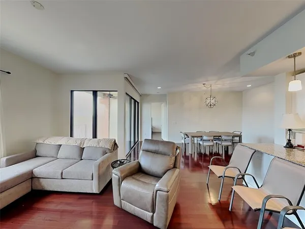 $2,525 | 2608 Museum Way, Unit 3413, Fort Worth, TX 76107