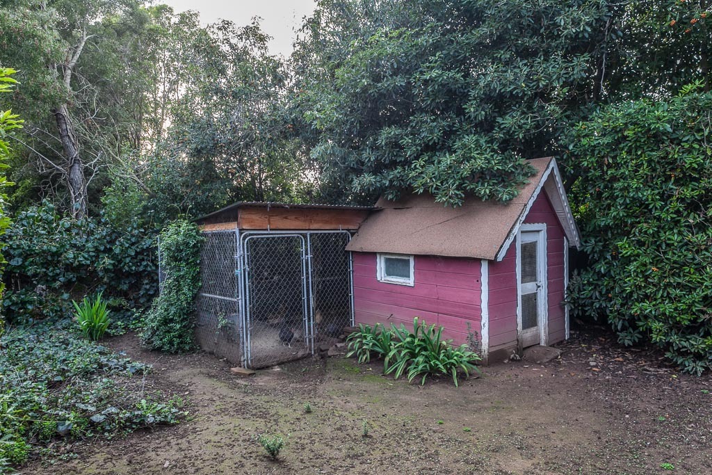 677 El Bosque Road Santa Barbara, CA 93108 - Photo 14 of 14 a view of front of a house with a yard