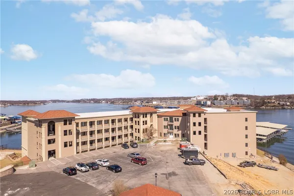 $999,000 | 1184 Jeffries Road, Unit 519, Osage Beach, MO 65065