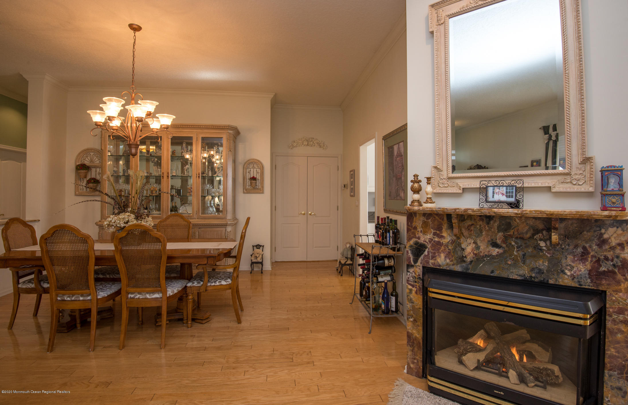 1519 Rabbit Run Manasquan, NJ 08736 - Photo 22 of 28 Inviting and cozy yet spacious