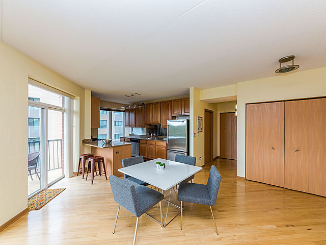 515 Main Street, Unit 509 Evanston, IL 60202 - Photo 6 of 21