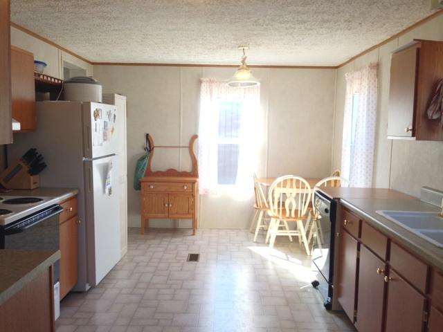 3423 Morgan Road Rockvale, TN 37153 - Photo 12 of 20 This wonderful kitchen has plenty of room for the chef, the sous chef and the diners!