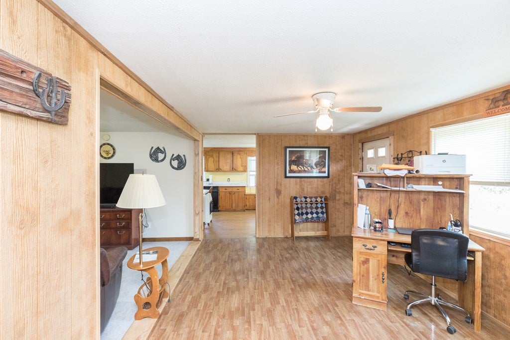 960 Fairview Road Wytheville, VA 24382 - Photo 17 of 75 Gallery Image 17