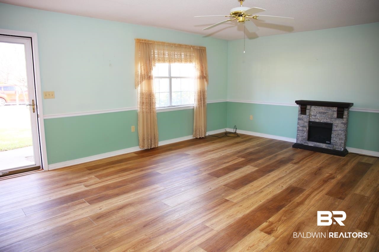 45 Magnolia Circle Foley, AL 36535 - Photo 8 of 37