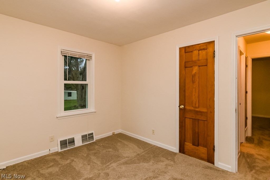 7210 State Road Cleveland, OH 44134 - Photo 13 of 22