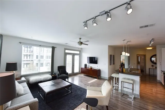 $3,015 | 1213 Avalon Boulevard, Unit 2408, Alpharetta, GA 30009