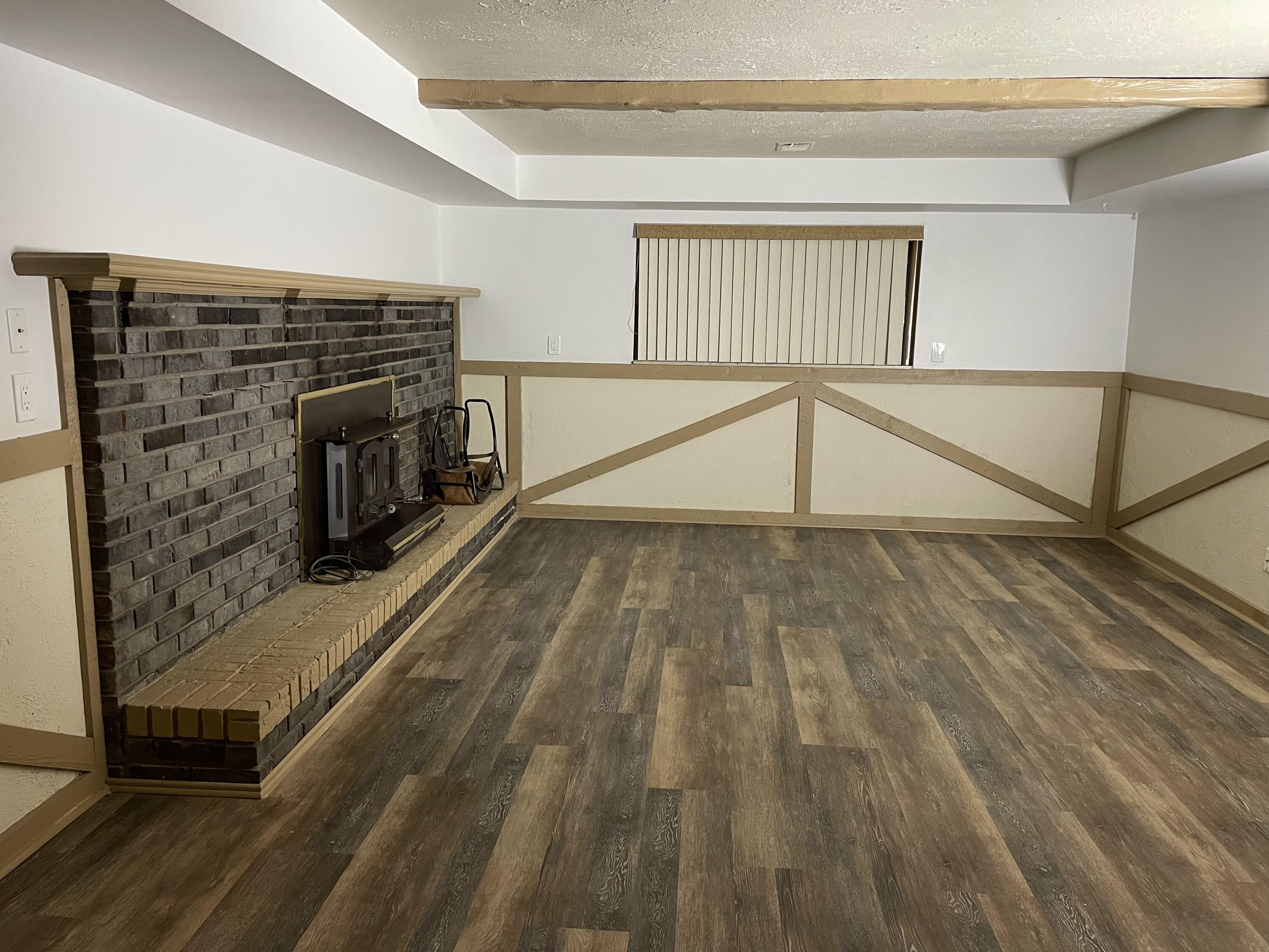 7244 Hillsboro Drive Canton, MI 48187 - Photo 20 of 33 Family Room