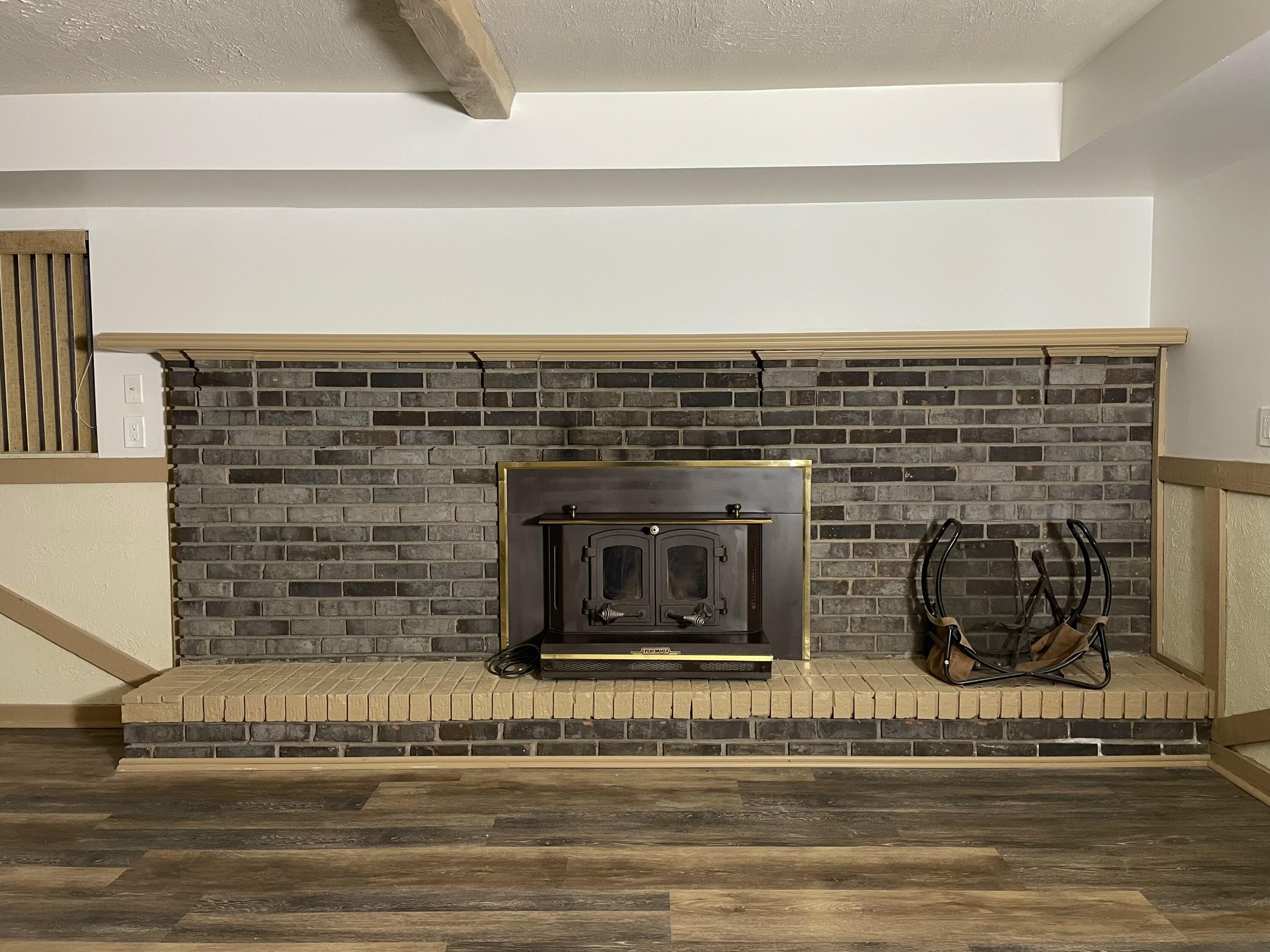 7244 Hillsboro Drive Canton, MI 48187 - Photo 21 of 33 Family Room