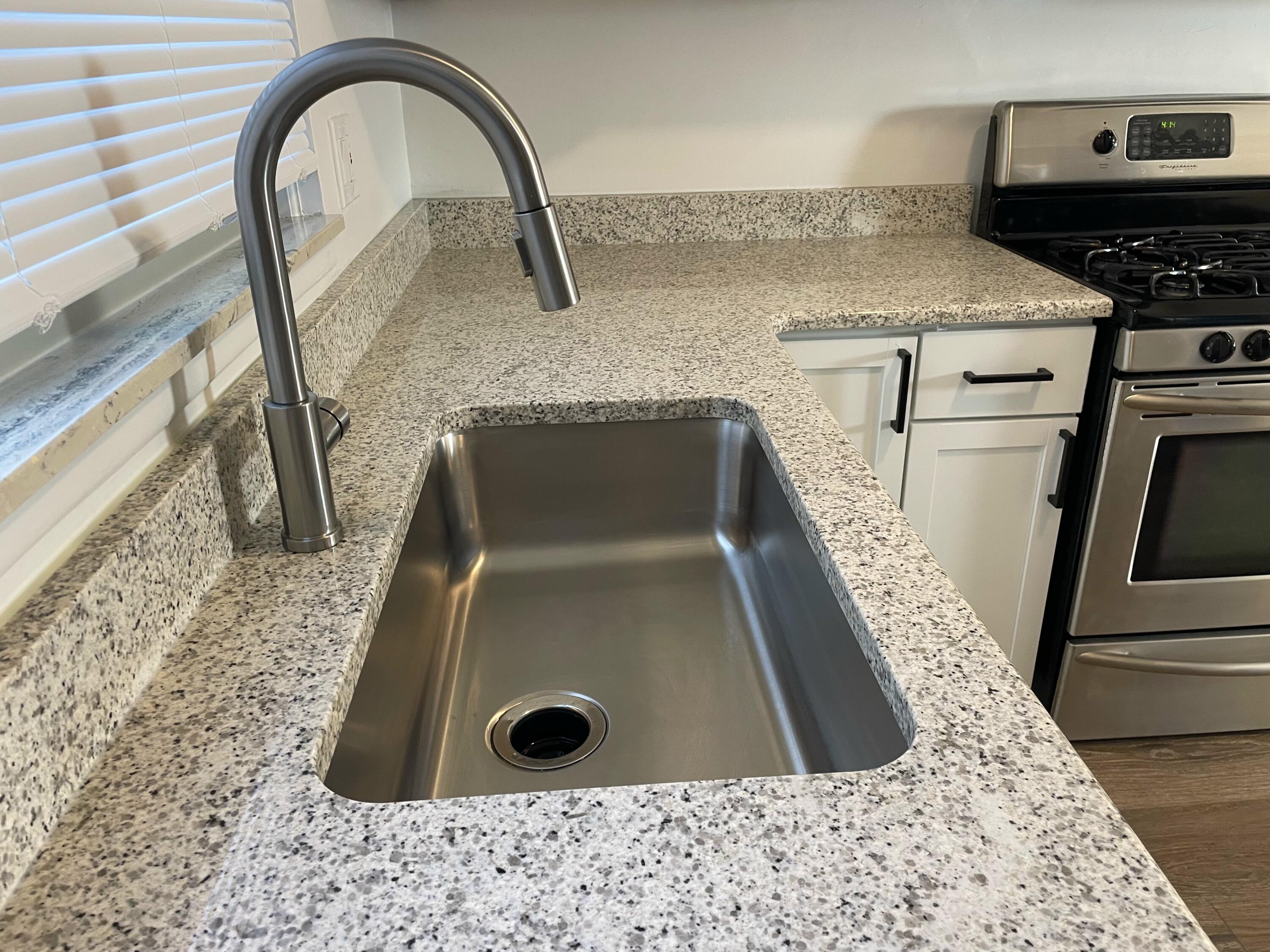 7244 Hillsboro Drive Canton, MI 48187 - Photo 10 of 33 Kitchen4