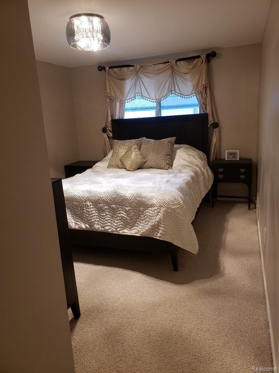 42726 Versailles Road Canton, MI 48187 - Photo 20 of 22 mb bedroom canton.jpg