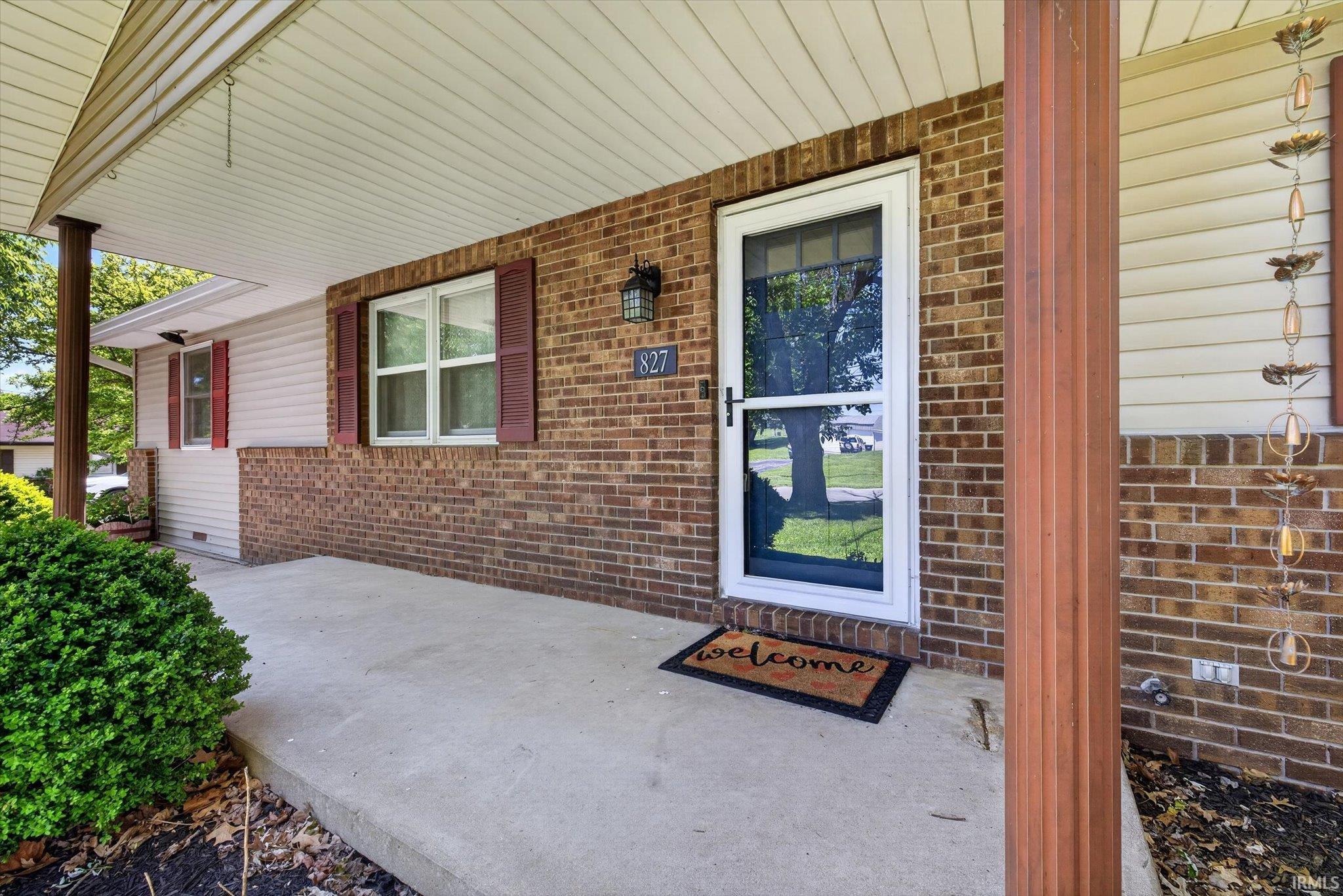 827 Troy Road Washington, IN 47501 - Photo 4 of 27