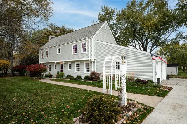 $725,000 | 2412 West Chestnut Road, Mequon, WI 53092