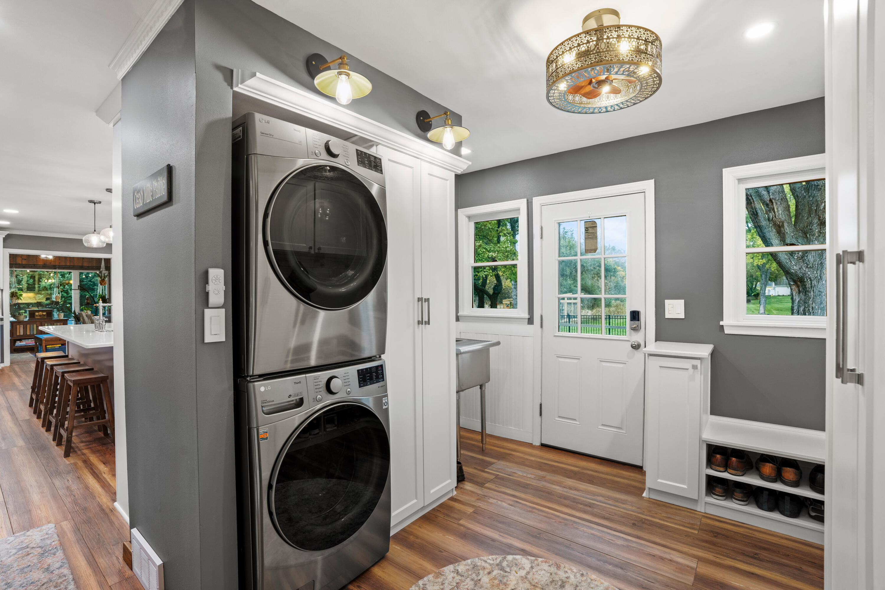 2412 West Chestnut Road Mequon, WI 53092 - Photo 21 of 42 Main Floor Laundry