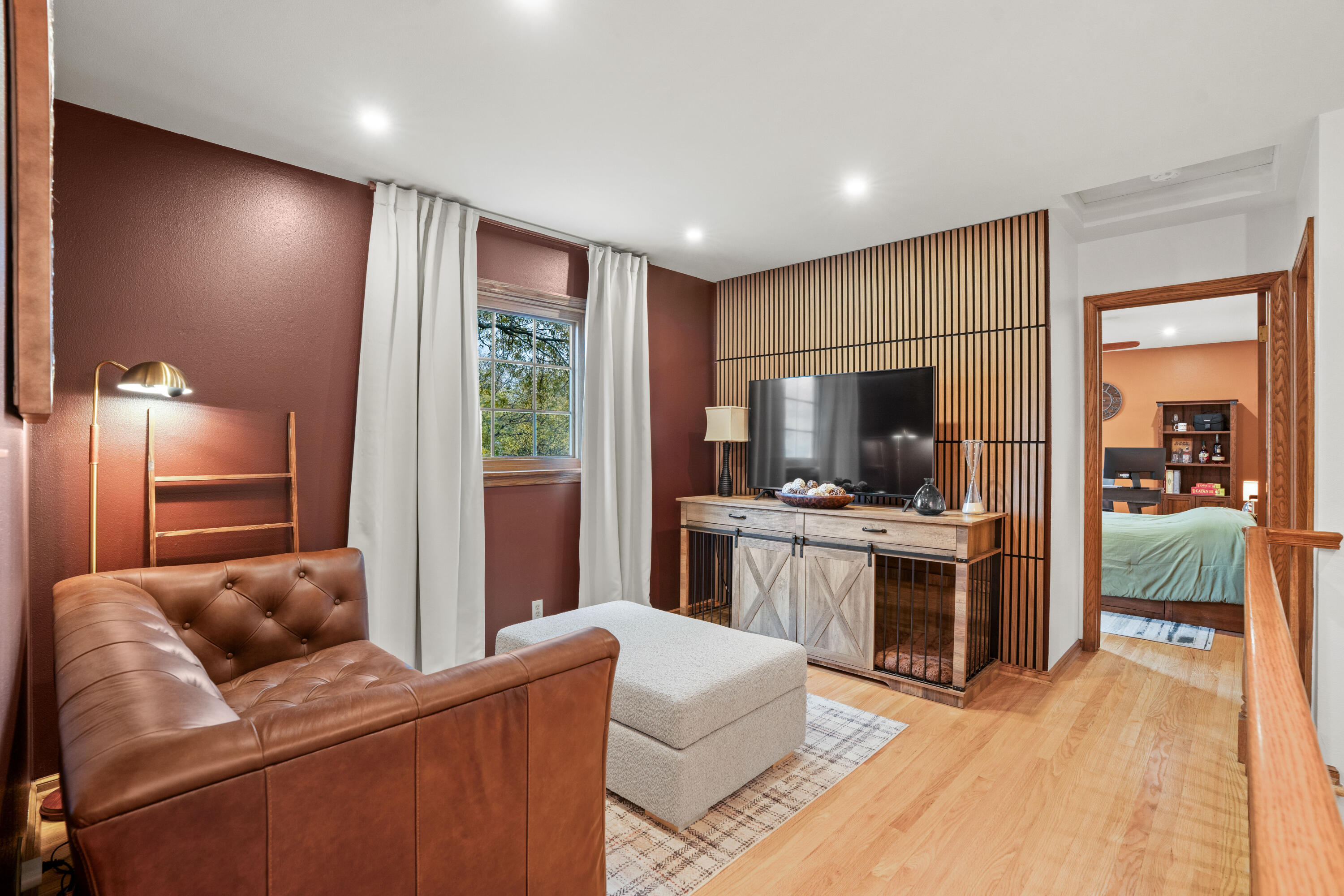 2412 West Chestnut Road Mequon, WI 53092 - Photo 24 of 42 Landing Siting Area