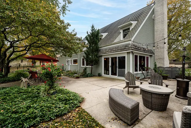 $725,000 | 2412 West Chestnut Road, Mequon, WI 53092