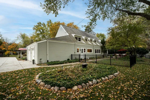 $725,000 | 2412 West Chestnut Road, Mequon, WI 53092