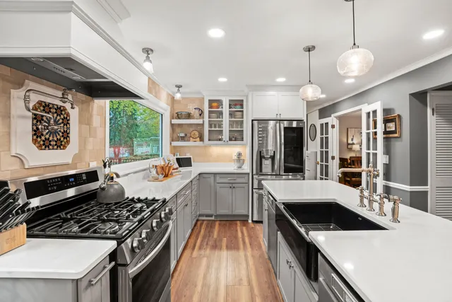 $725,000 | 2412 West Chestnut Road, Mequon, WI 53092