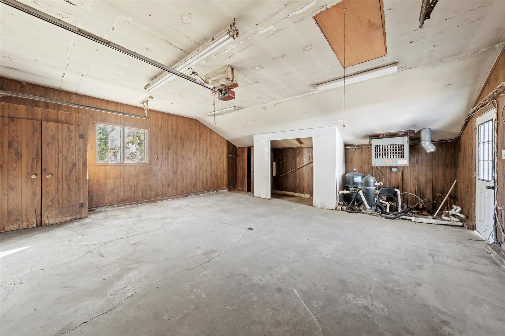 1940 West Eagle Lake Road Beecher, IL 60401 - Photo 13 of 36