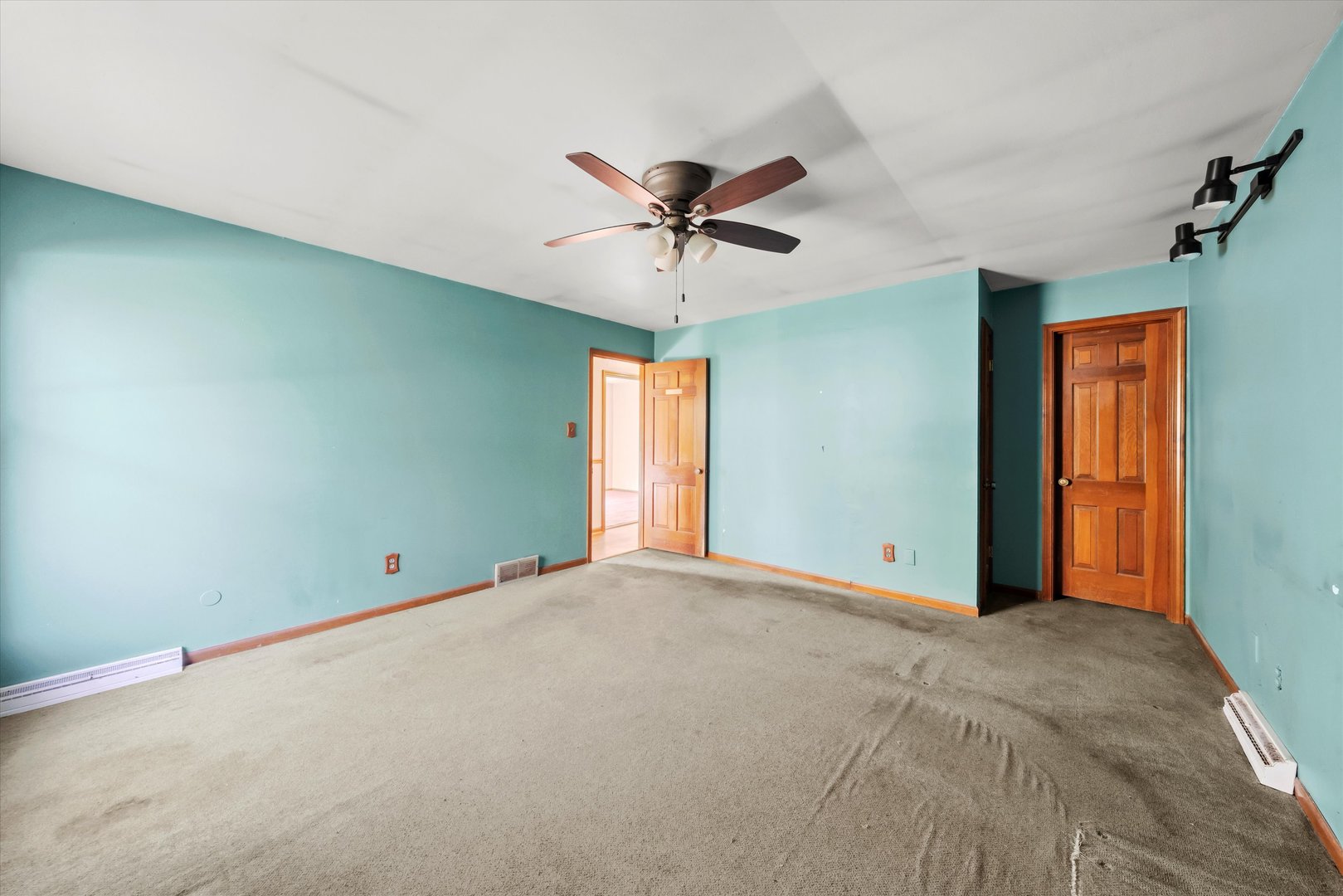 1940 West Eagle Lake Road Beecher, IL 60401 - Photo 9 of 36