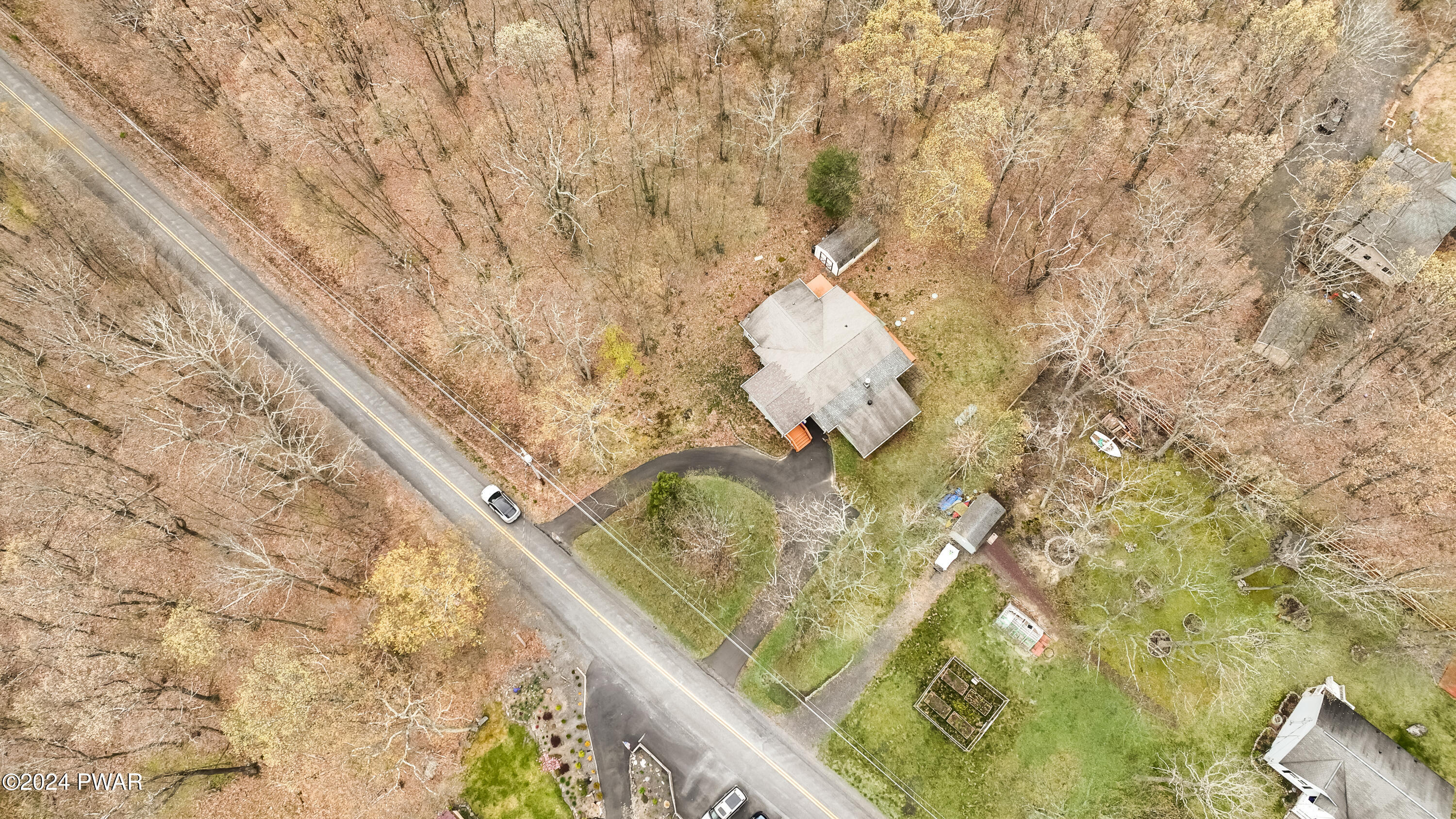 232 Traverse Road Dingmans Ferry, PA 18328 - Photo 6 of 23 3