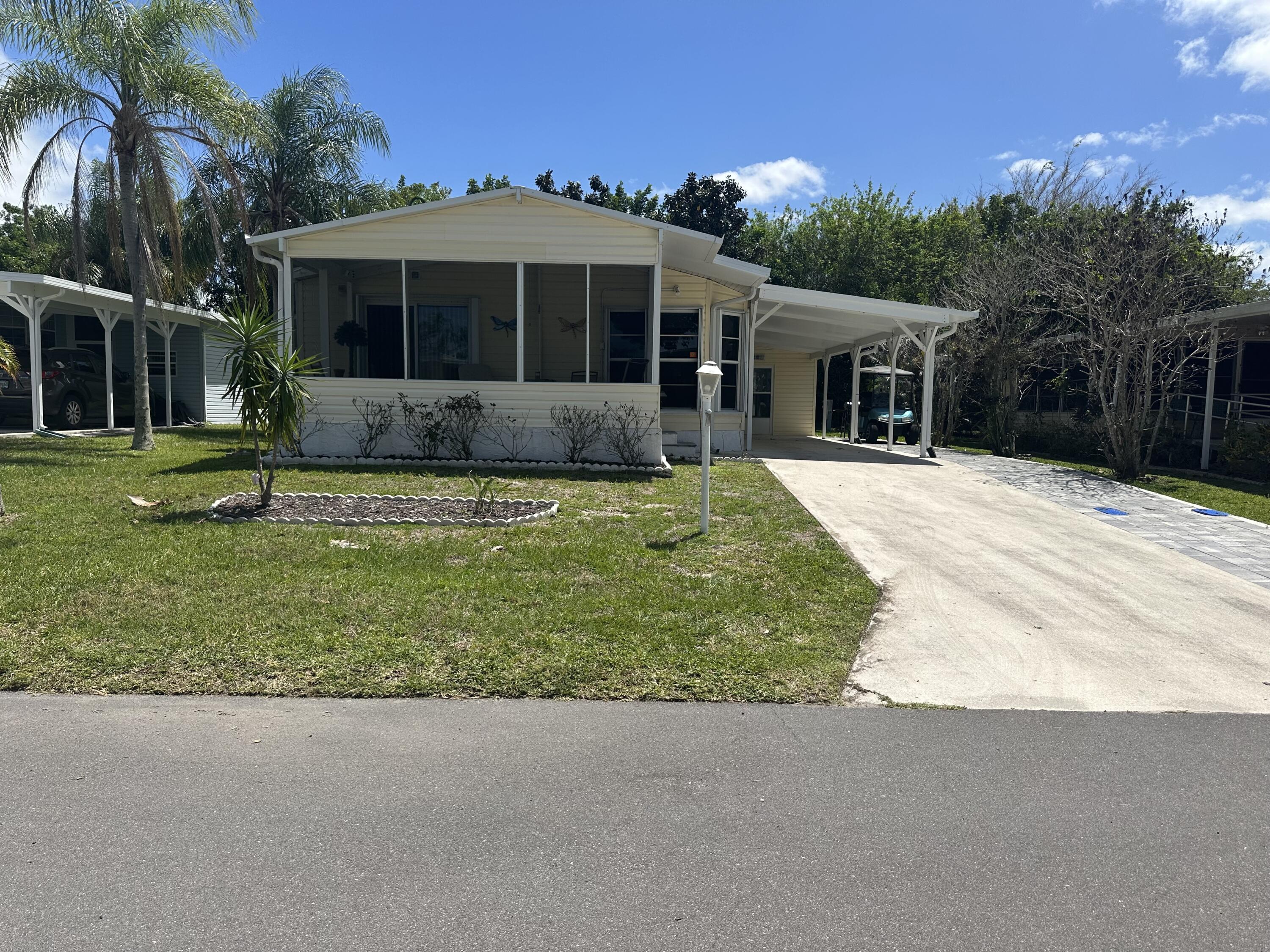 515 Thames Bluff Ridge, Unit 34 Fort Pierce, FL 34982 - Photo 2 of 17 IMG_8542