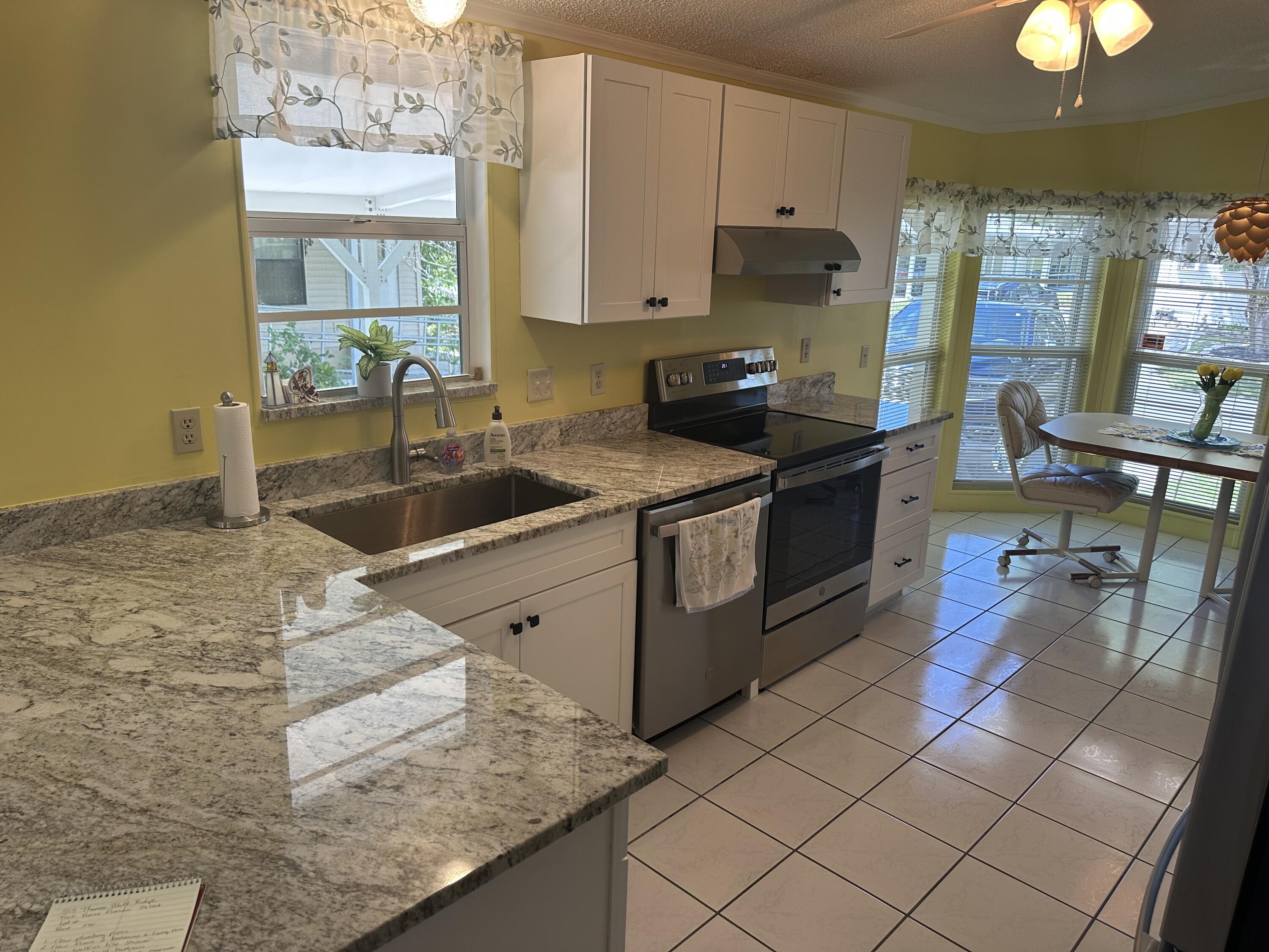 515 Thames Bluff Ridge, Unit 34 Fort Pierce, FL 34982 - Photo 4 of 17 IMG_8552