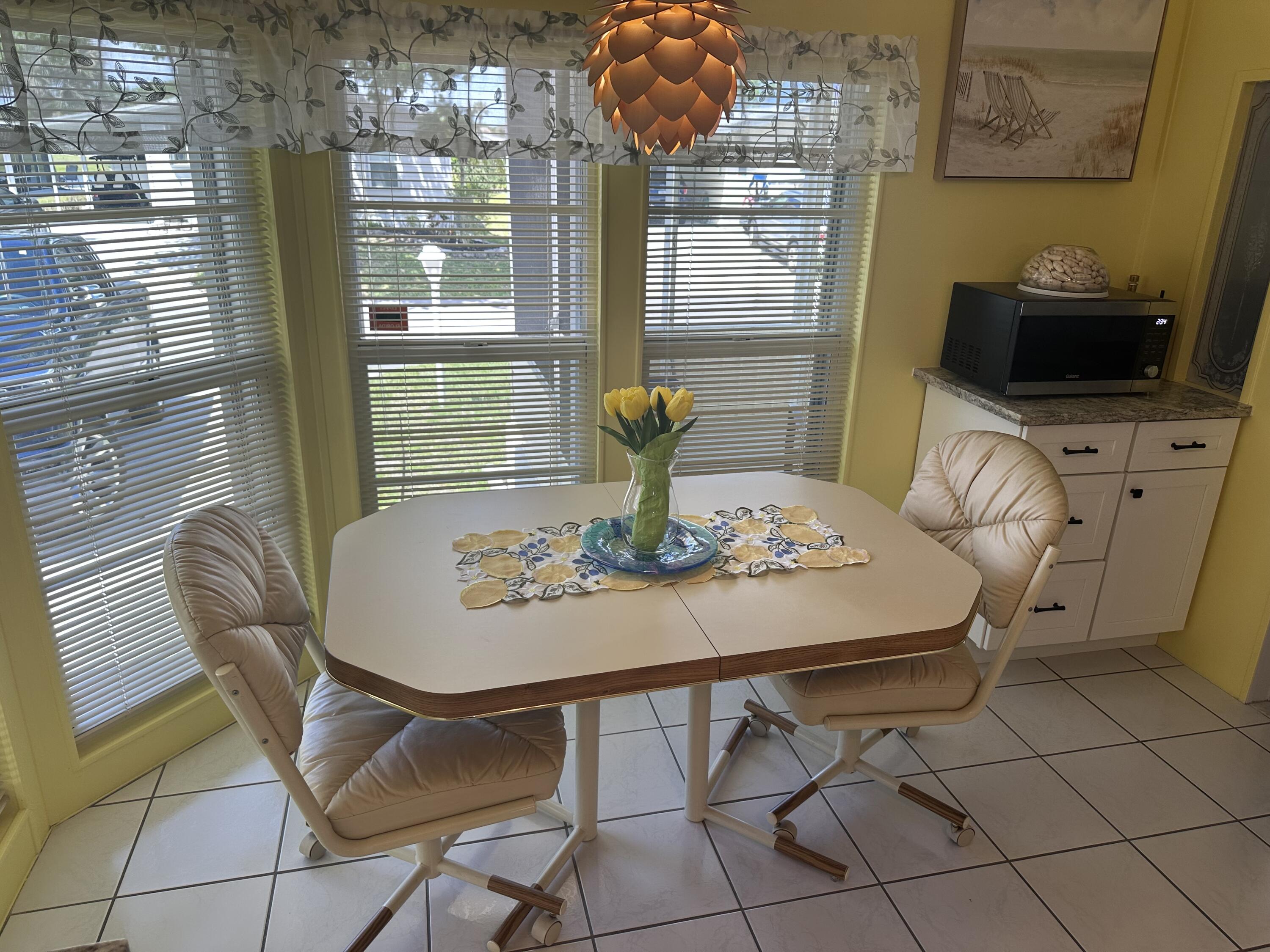 515 Thames Bluff Ridge, Unit 34 Fort Pierce, FL 34982 - Photo 7 of 17 IMG_8555