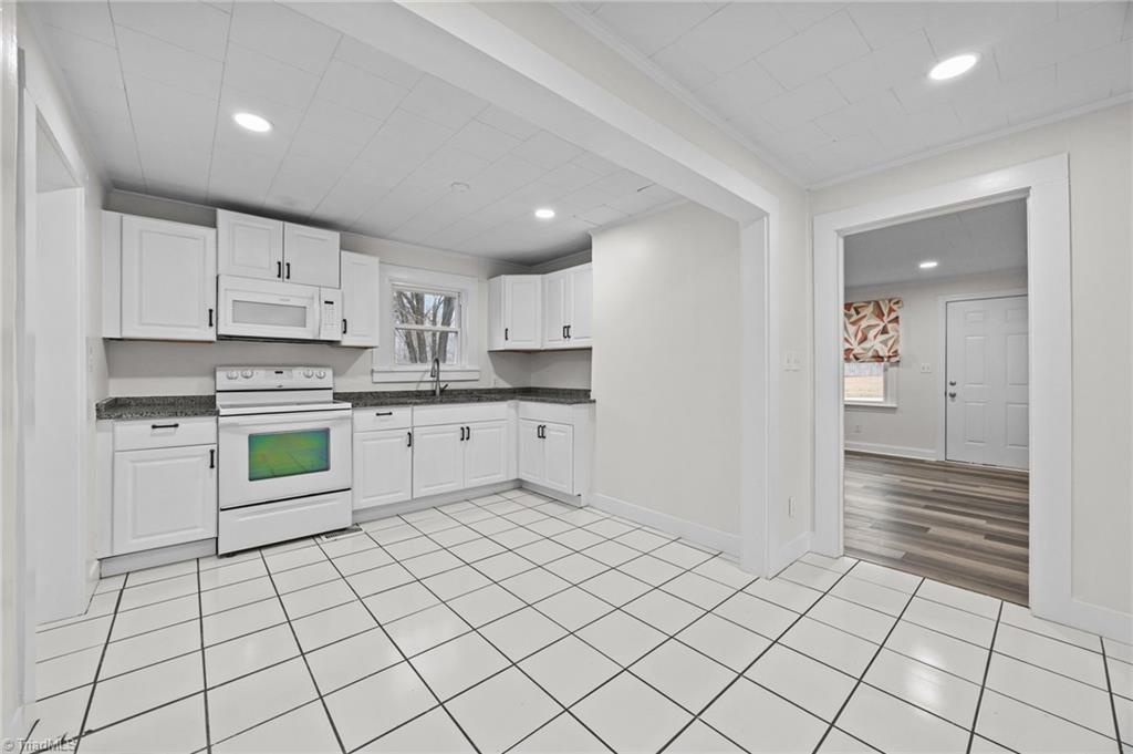 5529 Old Thomasville Road Archdale, NC 27263 - Photo 20 of 25