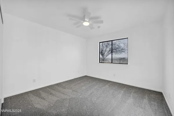 $3,000 | 430 Calle De La Plata, Sparks, NV 89441