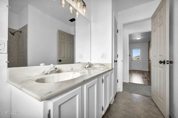 $3,000 | 430 Calle De La Plata, Sparks, NV 89441