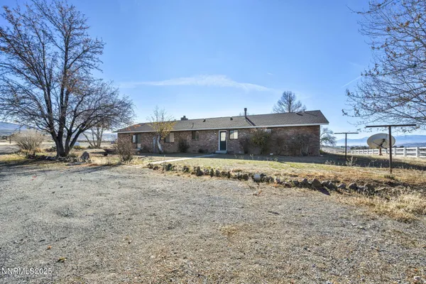 $3,000 | 430 Calle De La Plata, Sparks, NV 89441