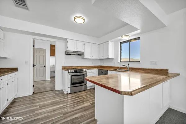 $3,000 | 430 Calle De La Plata, Sparks, NV 89441