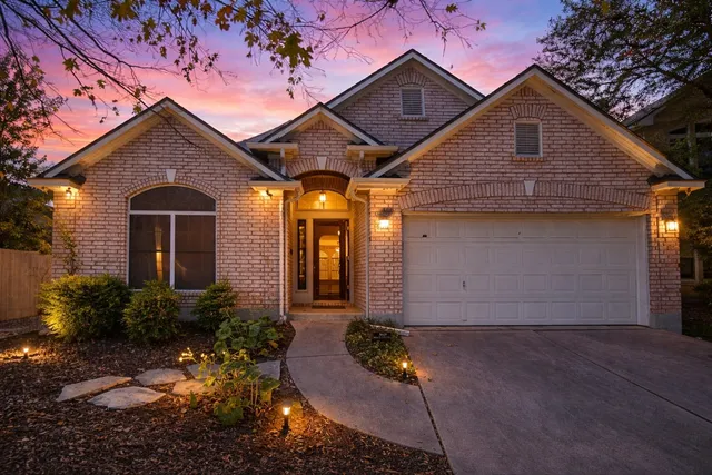 front view of house with a yard