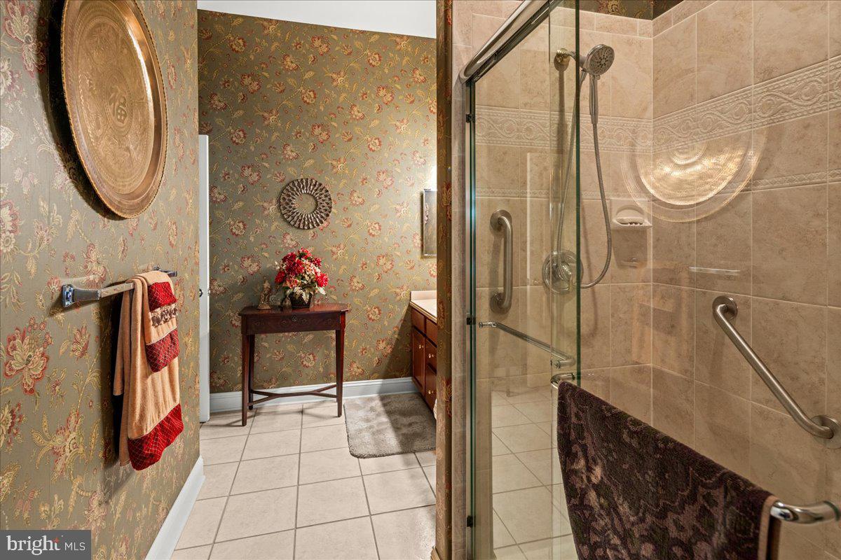 9 Spring Lake Court Barnegat, NJ 08005 - Photo 9 of 68