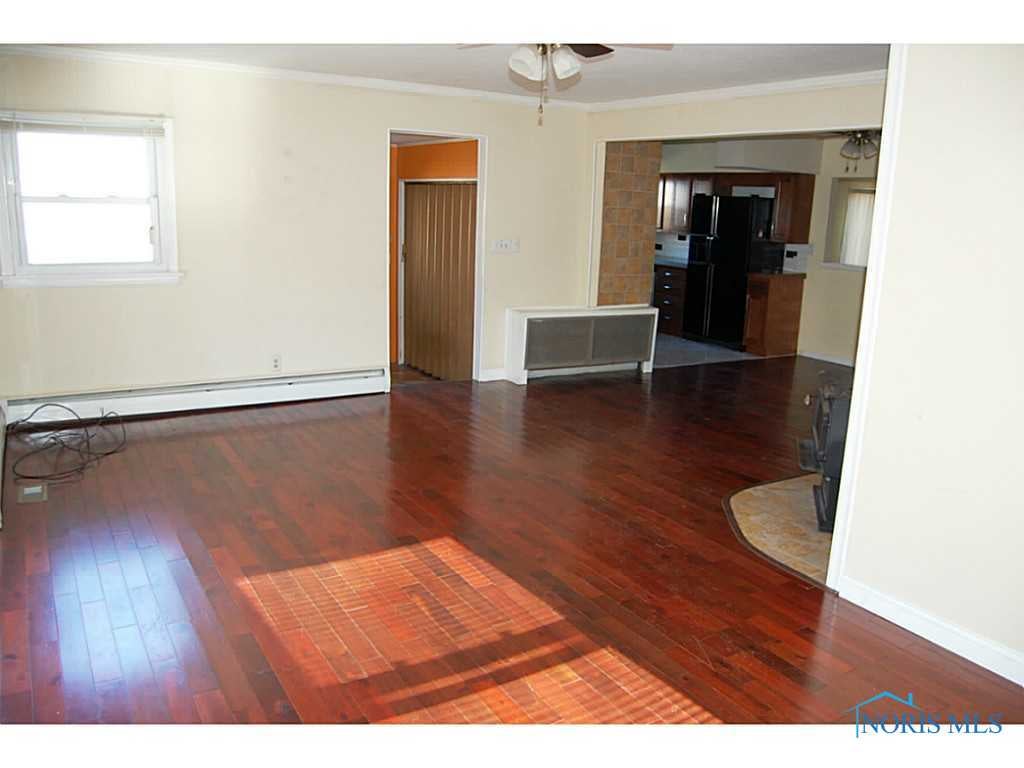 2545 Shetland Road Toledo, OH 43617 - Photo 9 of 20 Gallery Image 9