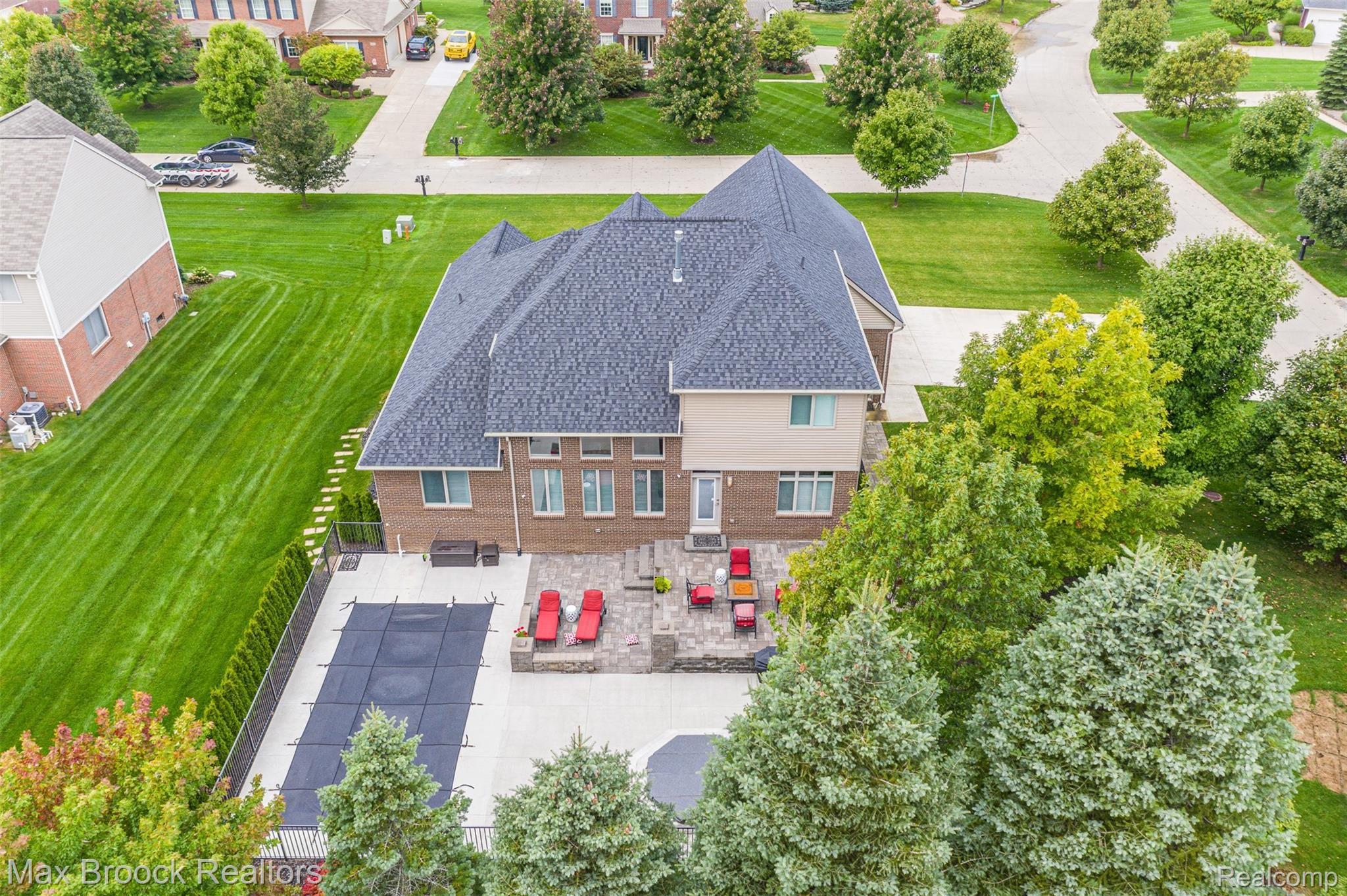 4195 Derry Court Rochester, MI 48306 - Photo 6 of 70 4195 Derry Ct-8.JPG